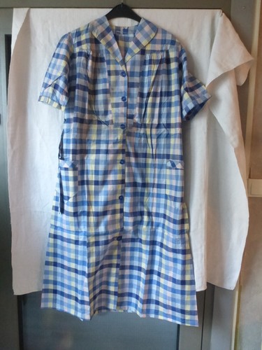 Ancien robe tablier très