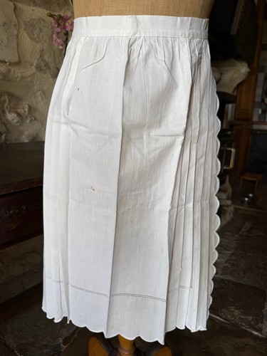 Linge ancien petit tablier - ,