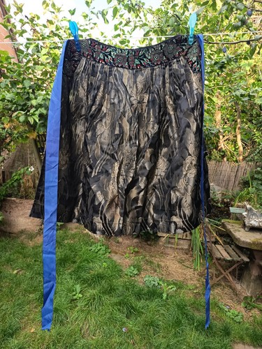 Ancien tablier soie costume - ancien,