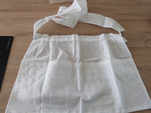 Ancien tablier blanc - blanc,, de