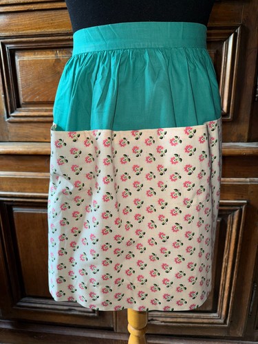 Tablier ancien des années